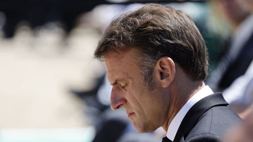 MACRON PADÁ NA REKORDNÉ DNO! Jeho popularita sa prepadla na neuveriteľných 16 percent