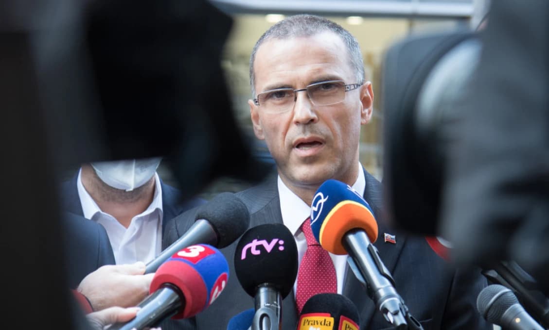 PROKURÁTOR I POLÍCIA POCHYBILI! Priznal to Žilinka v prípade vyhrážok v Čeľadiciach