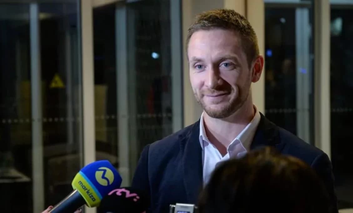 SULÍK SA CHCE VRÁTIŤ NA POLITICKÚ SCÉNU! Uhrík mu odporučil radšej zostať v Austrálii