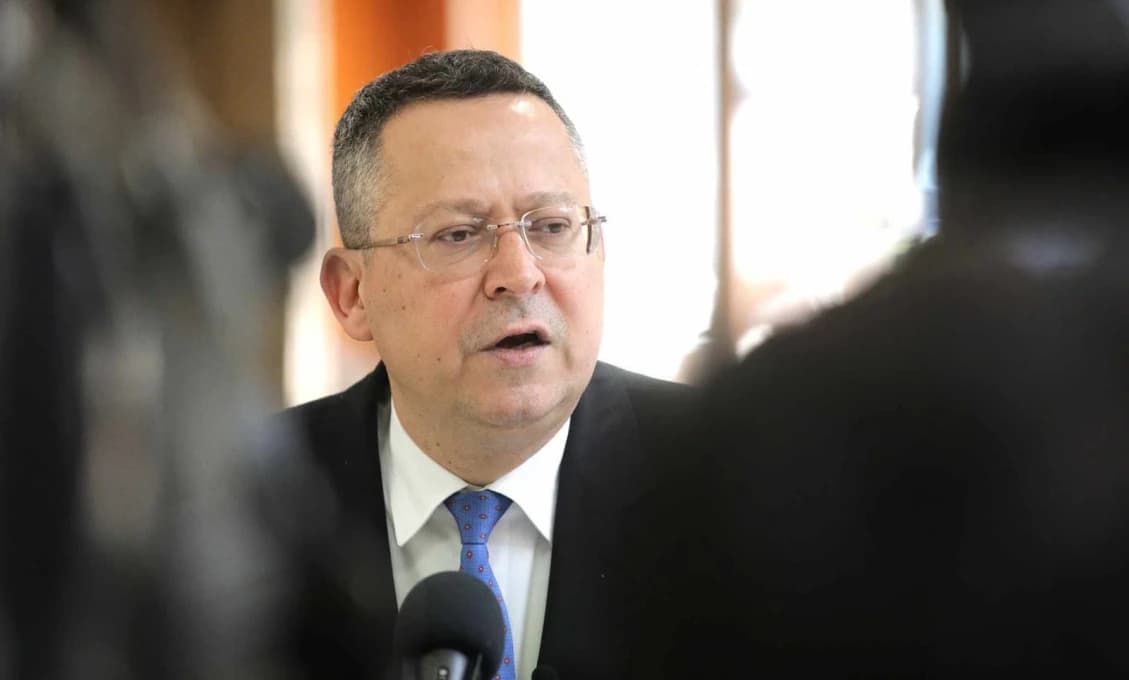 OPOZÍCIU MÔŽE AJ ROZTRHNÚŤ! Slovensko si udržalo rating A so stabilným výhľadom, chváli minister Kamenický