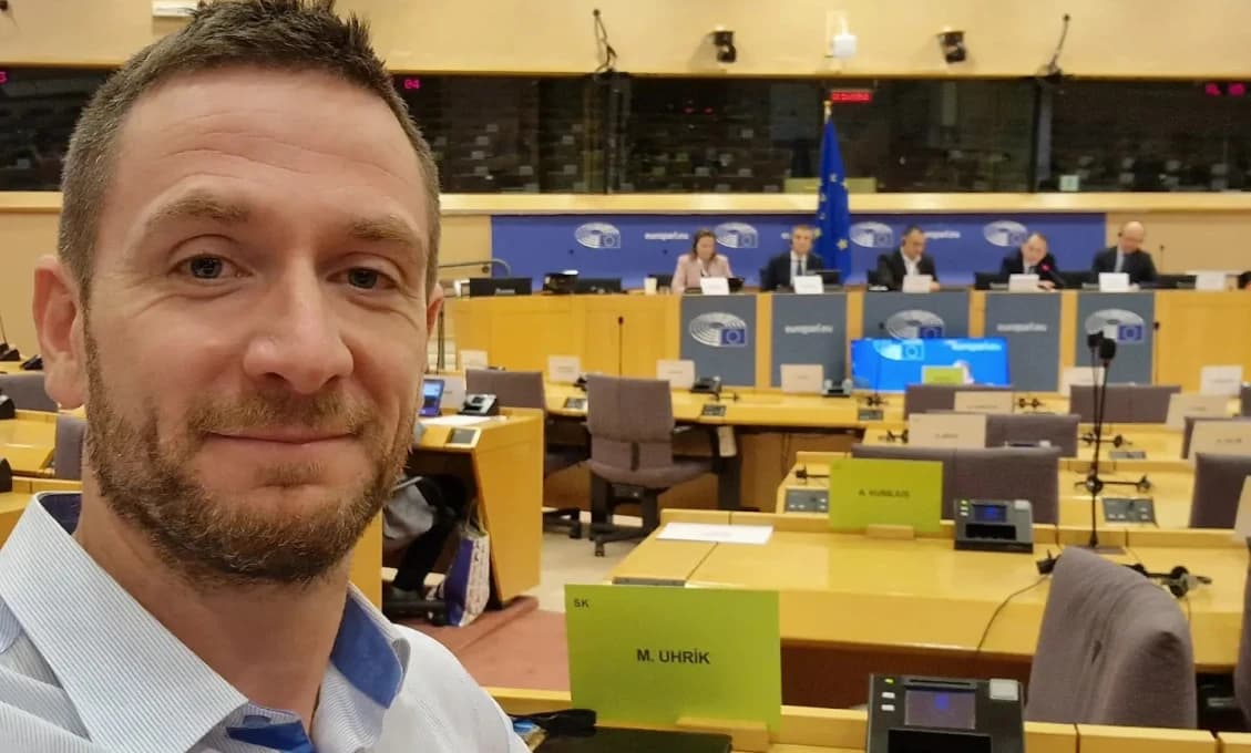 Ťažký týždeň republikána Milana Uhríka (VIDEO)