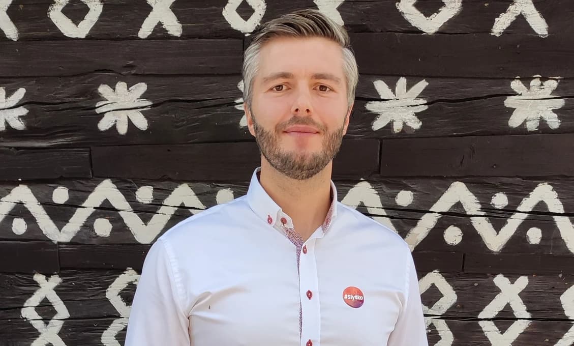 Poslanec Peter Slyško odchádza z poslaneckého klubu HLAS - SD