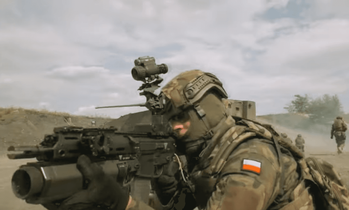 Koľko Poliakov by bolo ochotných brániť svoju krajinu? Výsledok prieskumu prekvapil