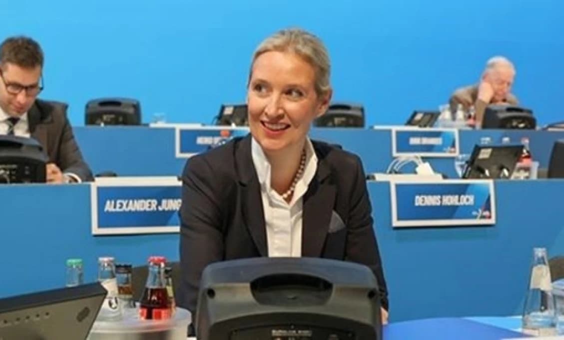 „Budeme chcieť peniaze späť.“ Odkaz Weidelovej Ukrajine vyvolal v Prahe rozruch